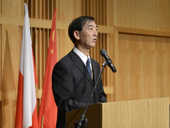 我会李建平副会长代表中欧协会会长乌云其木格致辞 (2)