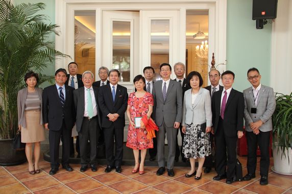 李小林会长会见日本九州七县代表团