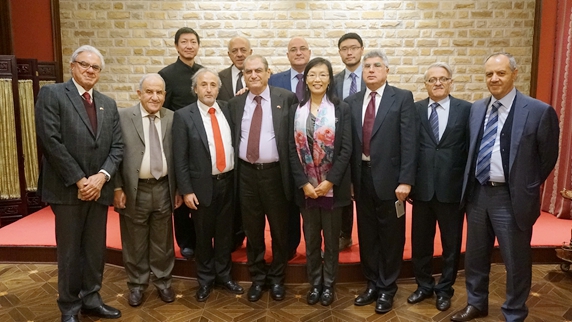 林怡副会长会见宴请代表团