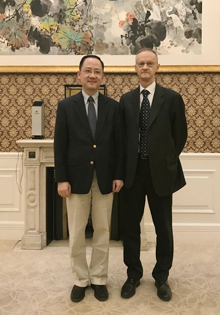 欧亚部副主任沈昕会见瑞中协会法语区分会主席
