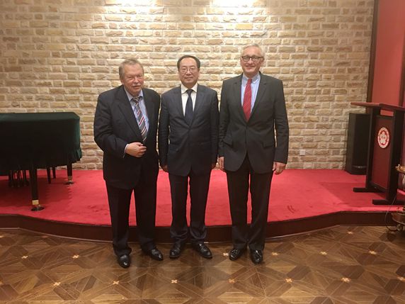 宋敬武副会长会见斯洛伐克非正式经济论坛主席一行