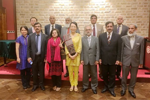 林怡副会长会见巴基斯坦代表团