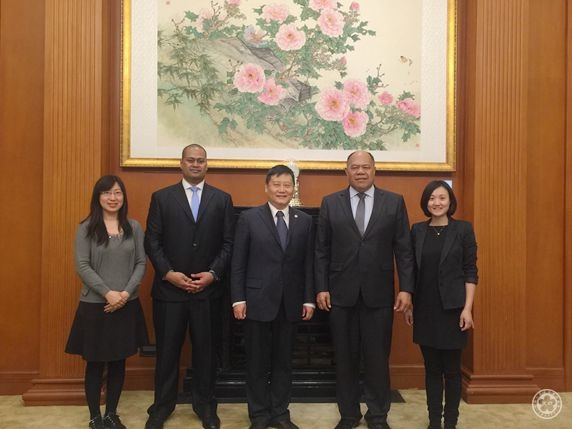 汤加王国驻华大使乌塔阿图拜会美大工作部