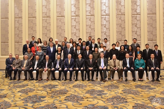 与会代表合影