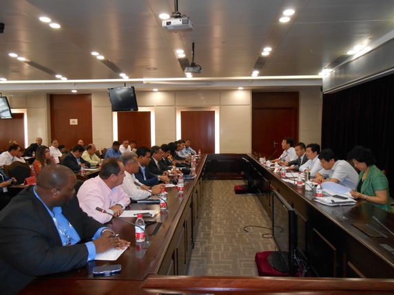 Visiting Government of Xicheng District