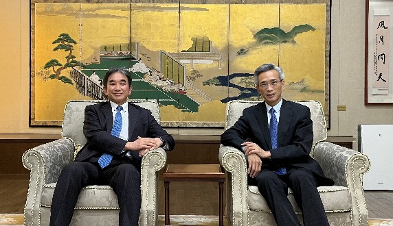 2副本.jpg