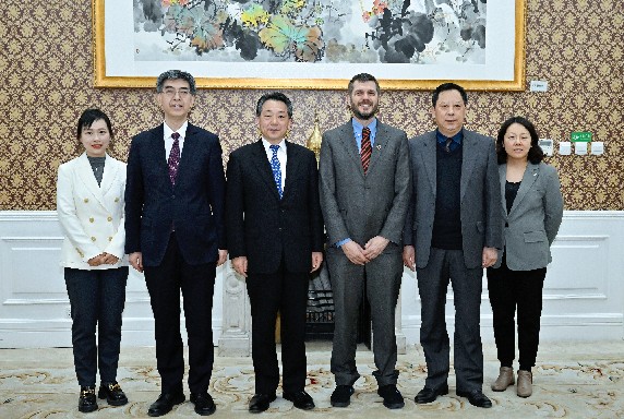微信图片_20230323202205_副本.jpg