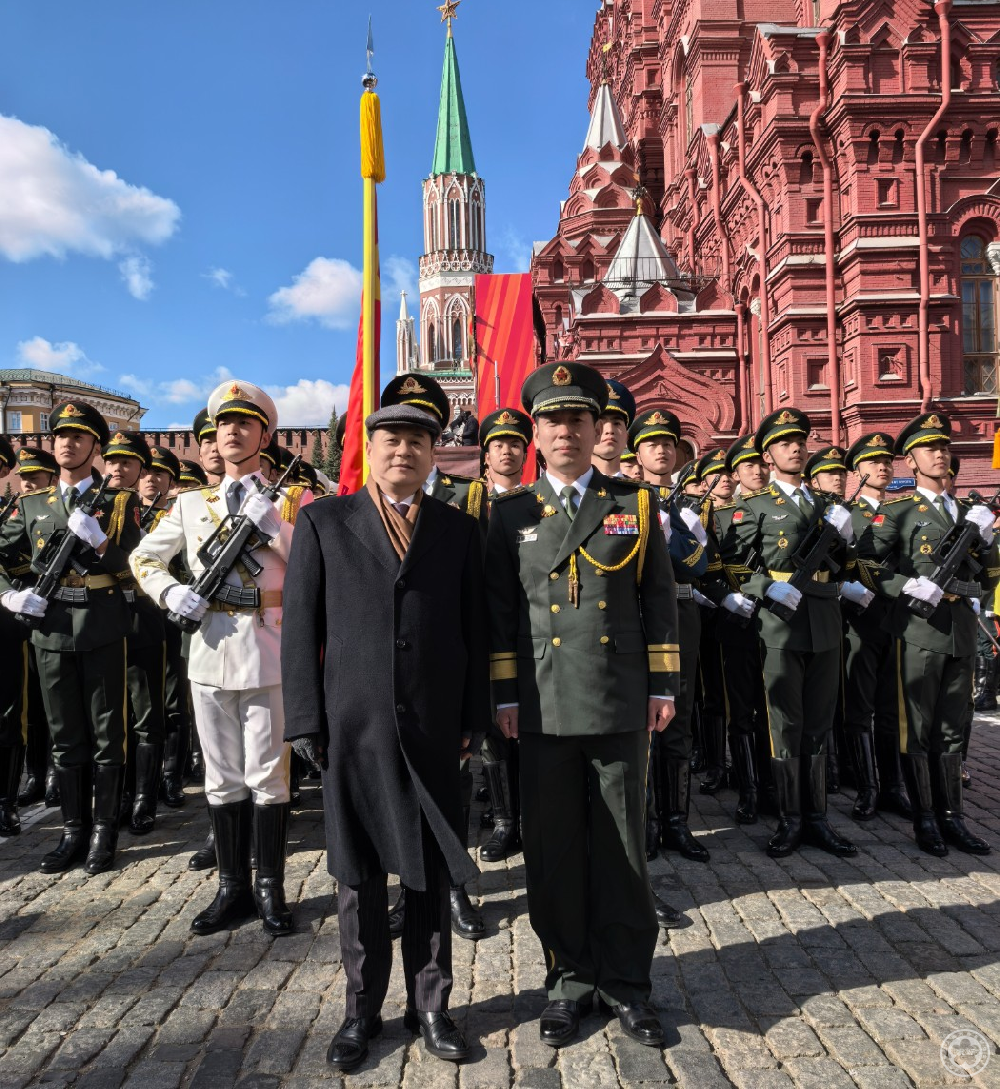 President Yang Wanming Leads Delegation to Russia