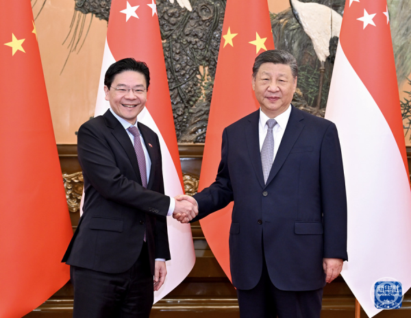 Xi Jinping Meets with Singaporean Prime Minister Lawrence Wong