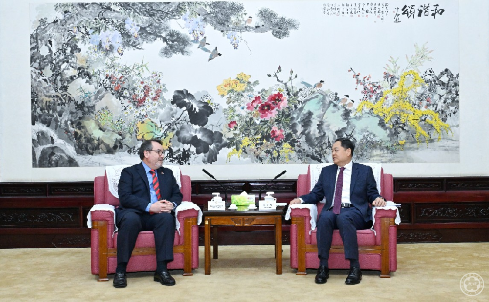 President Yang Wanming Meets with Chilean Ambassador to China Pablo Arriarán Ahumada