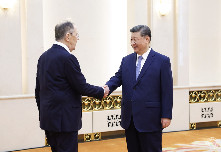 Xi Jinping Meets with Russian Foreign Minister Sergei Lavrov